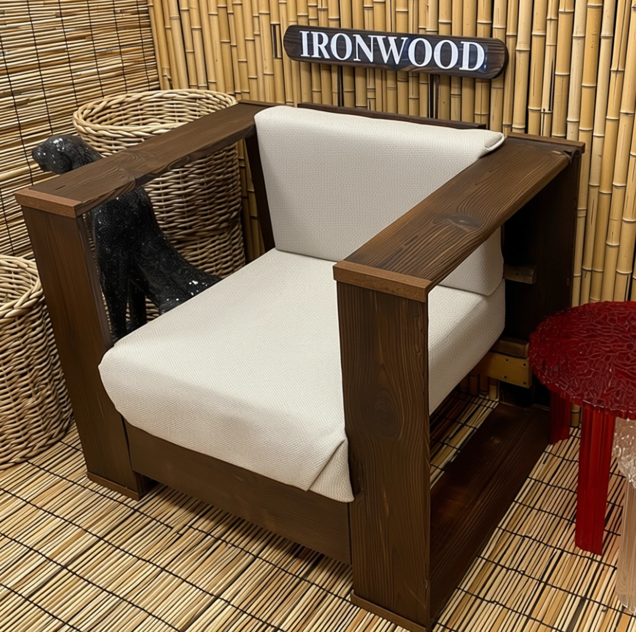 Throne - Imagen 3